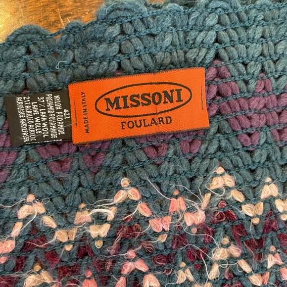 Missoni scarf - Picture 1 of 4